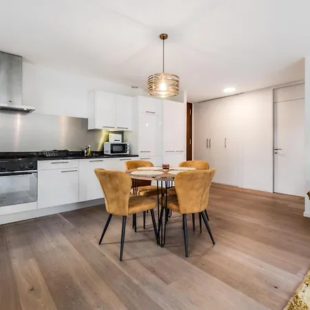 Apartamento Modern 1 Bedroom In Center By Guestlee *
