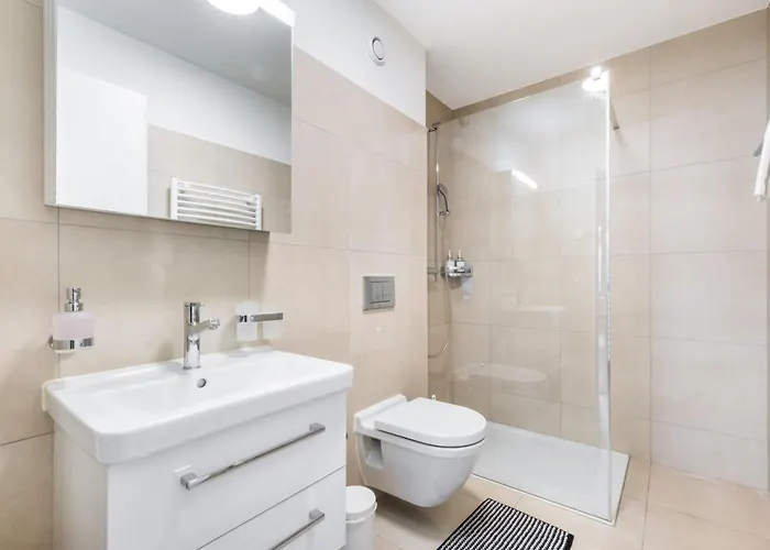 Modern 1 Bedroom In Center By Guestlee Apartment