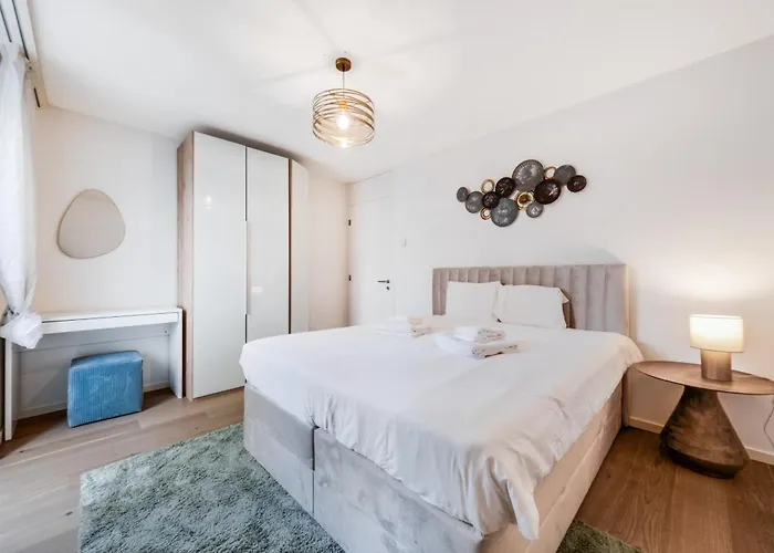 Apartment Modern 1 Bedroom In Center By Guestlee